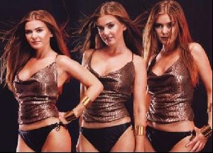 Actress isla fisher : 43