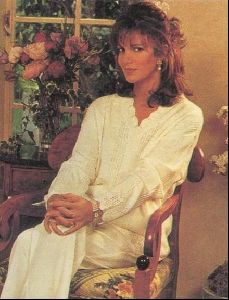 Actress jaclyn smith : 94