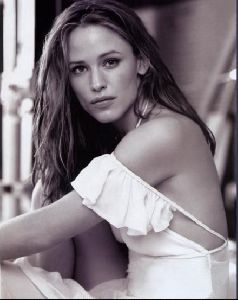 Actress jennifer garner : 27