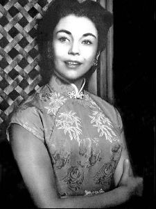 Actress jennifer jones : 16