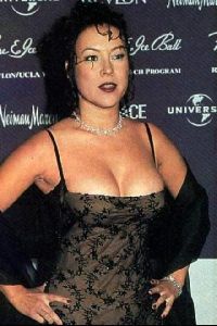 Actress jennifer tilly : 15