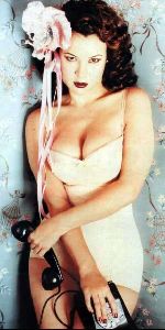 Actress jennifer tilly : 34