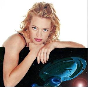 Actress jeri lynn ryan : 41