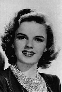 Actress judy garland : 5