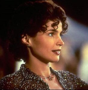 Actress julia ormond : 32