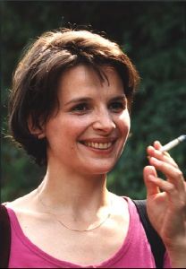 Actress juliette binoche : 37