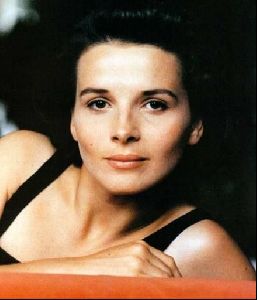 Actress juliette binoche : 9