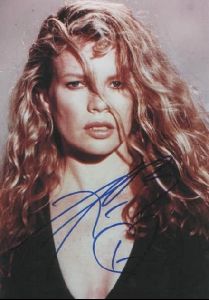 Actress kim basinger : 22