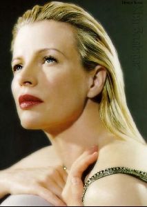 Actress kim basinger : 36