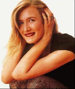 Actress laura dern : 14