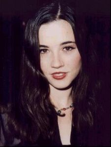 Actress linda cardellini : 16