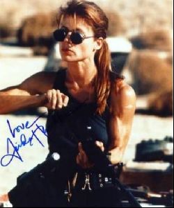 Actress linda hamilton : 24