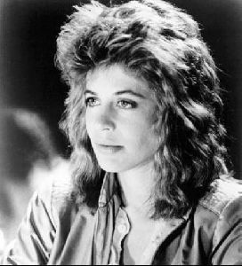 Actress linda hamilton : 3