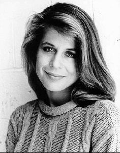 Actress linda hamilton : 41