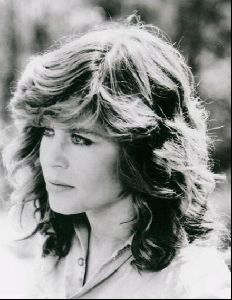 Actress linda hamilton : 42