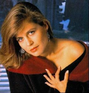 Actress linda hamilton : 53