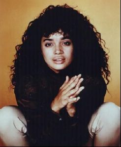 Actress lisa bonet : 18