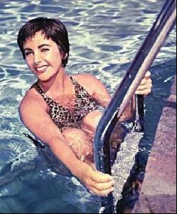 Actress liz taylor : 9