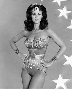 Actress lynda carter : 14