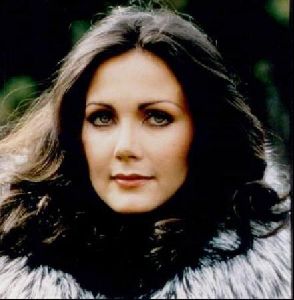 Actress lynda carter : 7