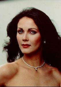 Actress lynda carter : 8