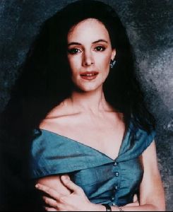 Actress madeleine stowe : 28