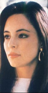 Actress madeleine stowe : 33