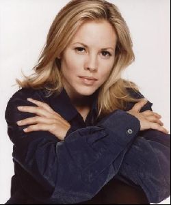 Actress maria bello : 34