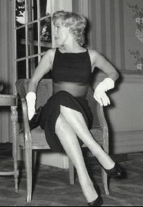 Actress marilyn monroe : 3