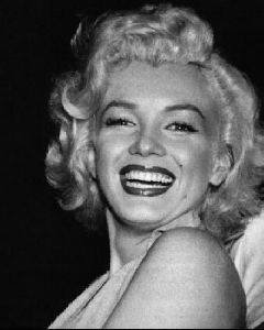 Actress marilyn monroe : 80