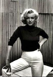 Actress marilyn monroe : 9