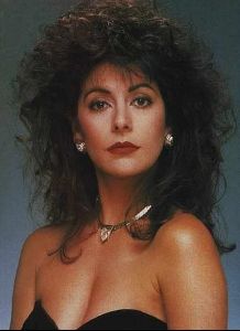 Actress marina sirtis : 25