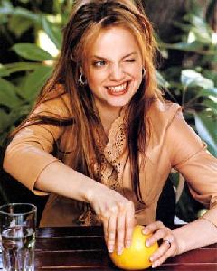 Actress mena suvari : ms3