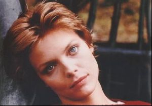 Actress michelle pfeiffer : 75