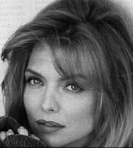 Actress michelle pfeiffer : 76