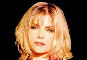 Actress michelle pfeiffer : 81