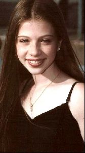 Actress michelle trachtenberg : 44