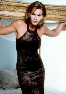 Actress natasha henstridge : 41