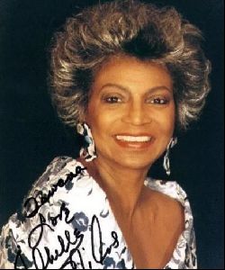 Actress nichelle nichols : 3