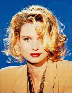 Actress nicollette sheridan : 10