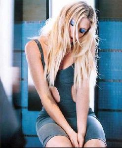 Actress peta wilson : 5