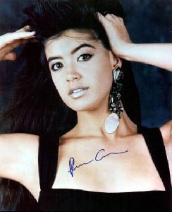 Actress phoebe cates : 32