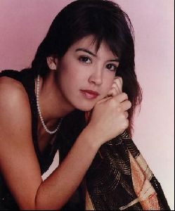 Actress phoebe cates : 40