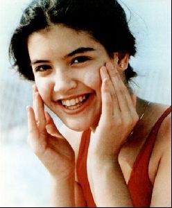 Actress phoebe cates : 7