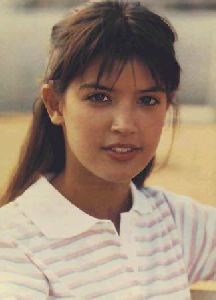 Actress phoebe cates : pc9