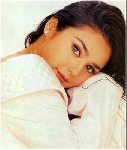 Actress preity zinta : pz1