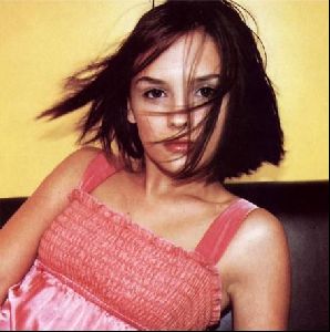 Actress rachael leigh cook : 46