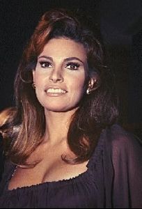 Actress raquel welch : 10