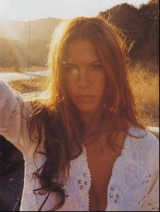 Actress rhona mitra : 12