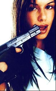 Actress rhona mitra : 3